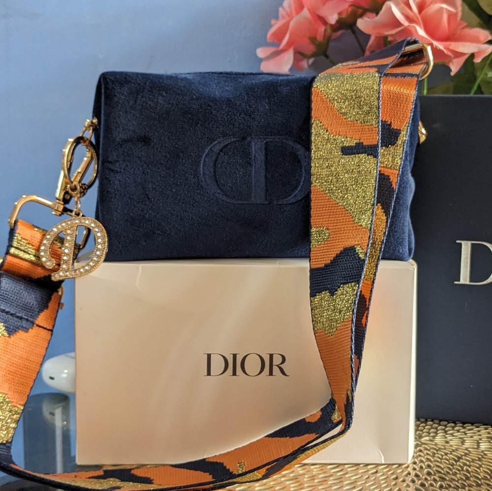 Dior cosmetic pouch - Picture 7 of 10